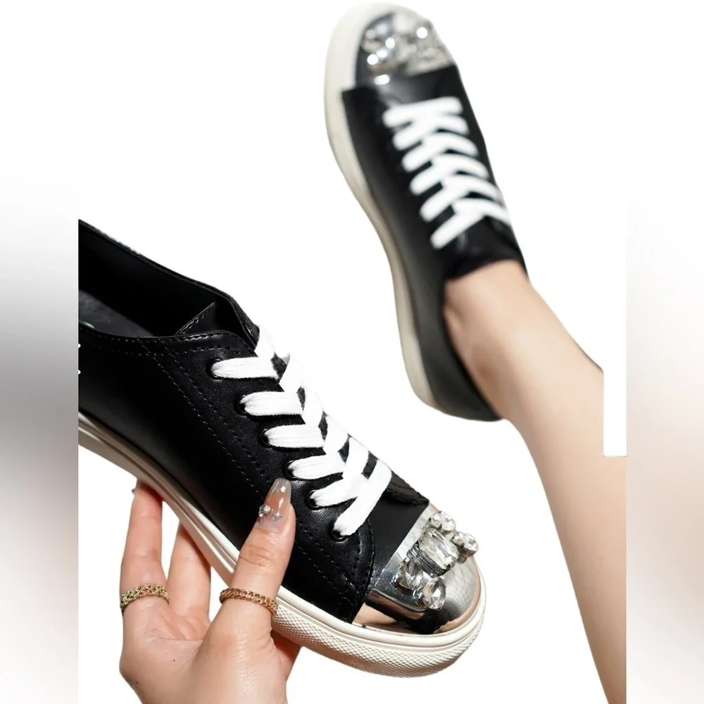 CAPE ROBBIN Faux Leather Jeweled Low Cut Sneakers Silver Cap Toe Size 11 …NWOT
